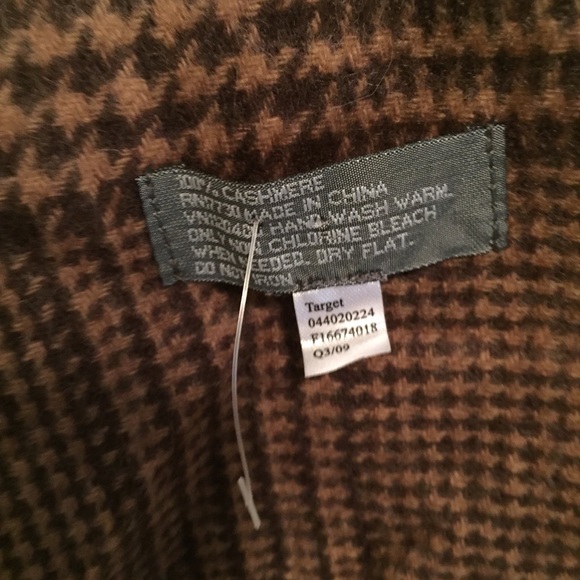 100% cashmere men’s scarf print ad item unused